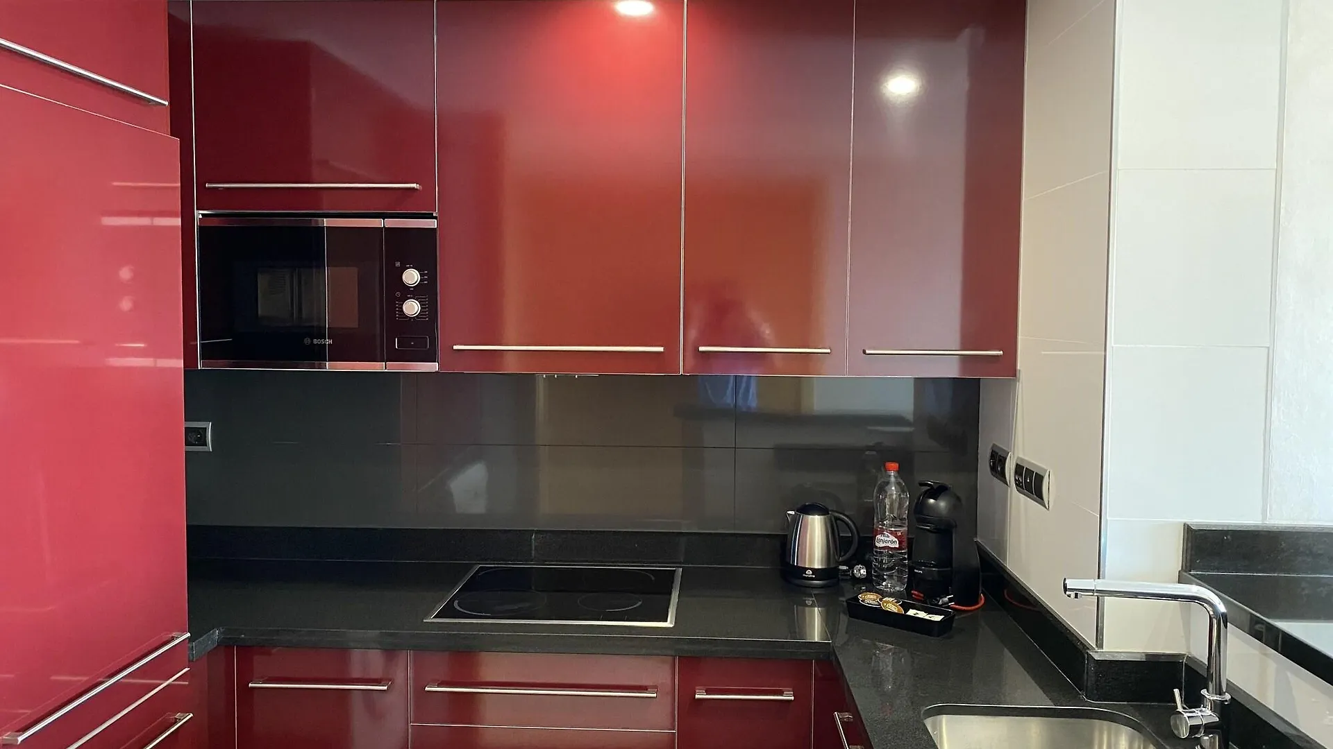 아파트호텔 Artplatinum Suites & Apartments 베날마데나코스타