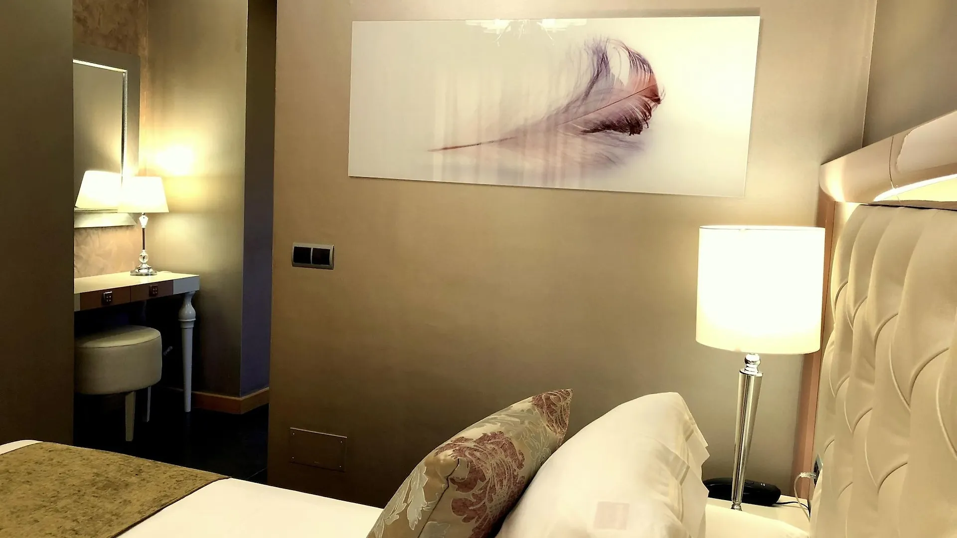Artplatinum Suites & Apartments 베날마데나코스타
